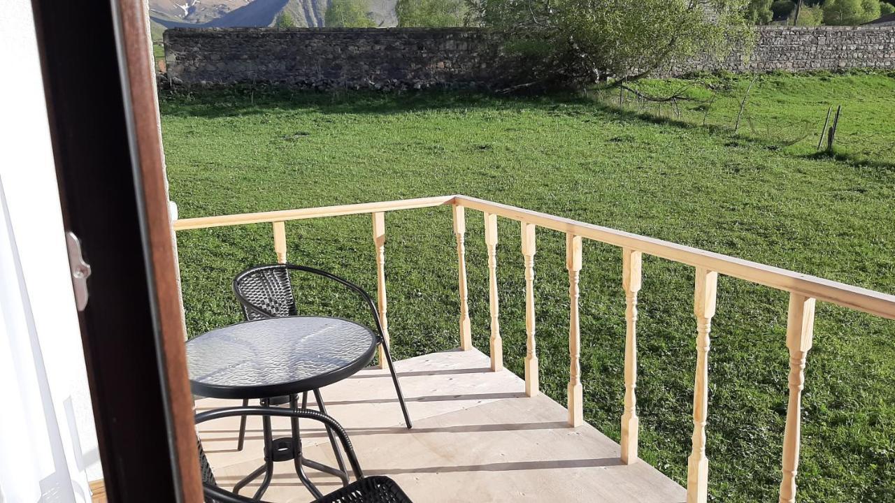 Hotel Terkhena Stepancminda Zewnętrze zdjęcie