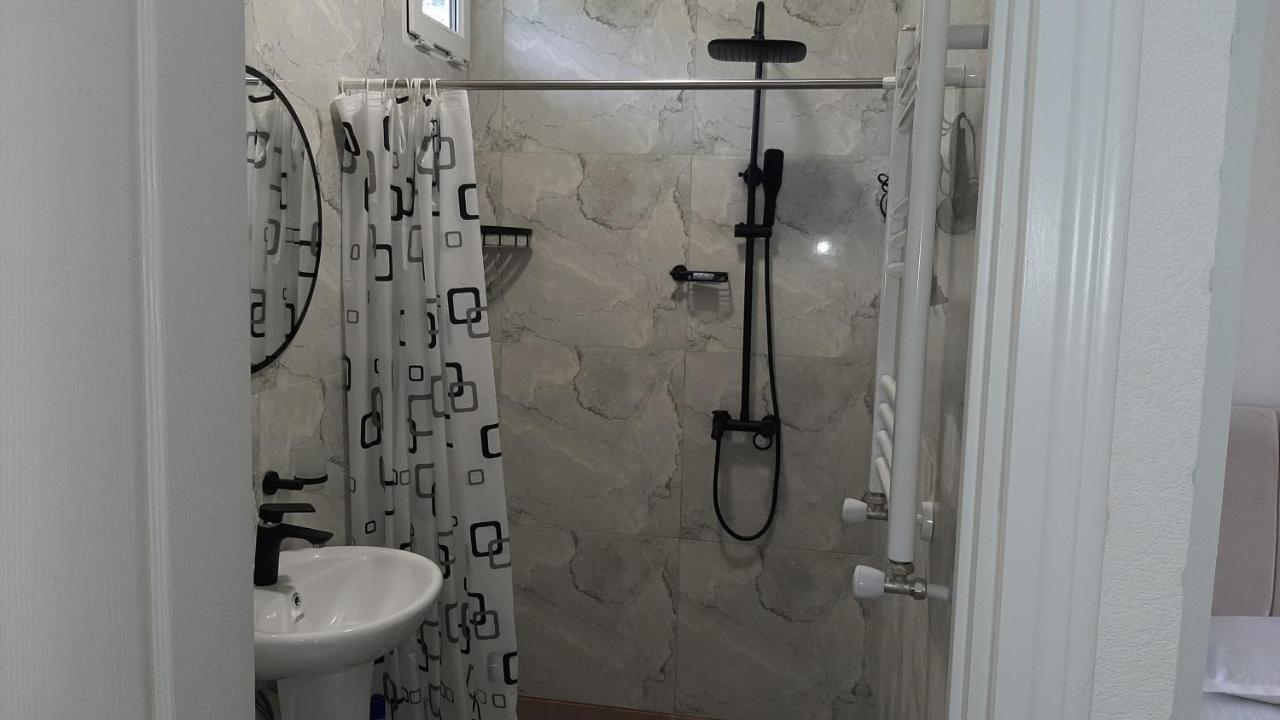 Hotel Terkhena Stepancminda Zewnętrze zdjęcie